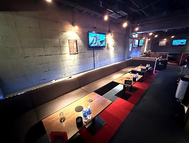CLUB CUBE（キューブ）の店内写真 2